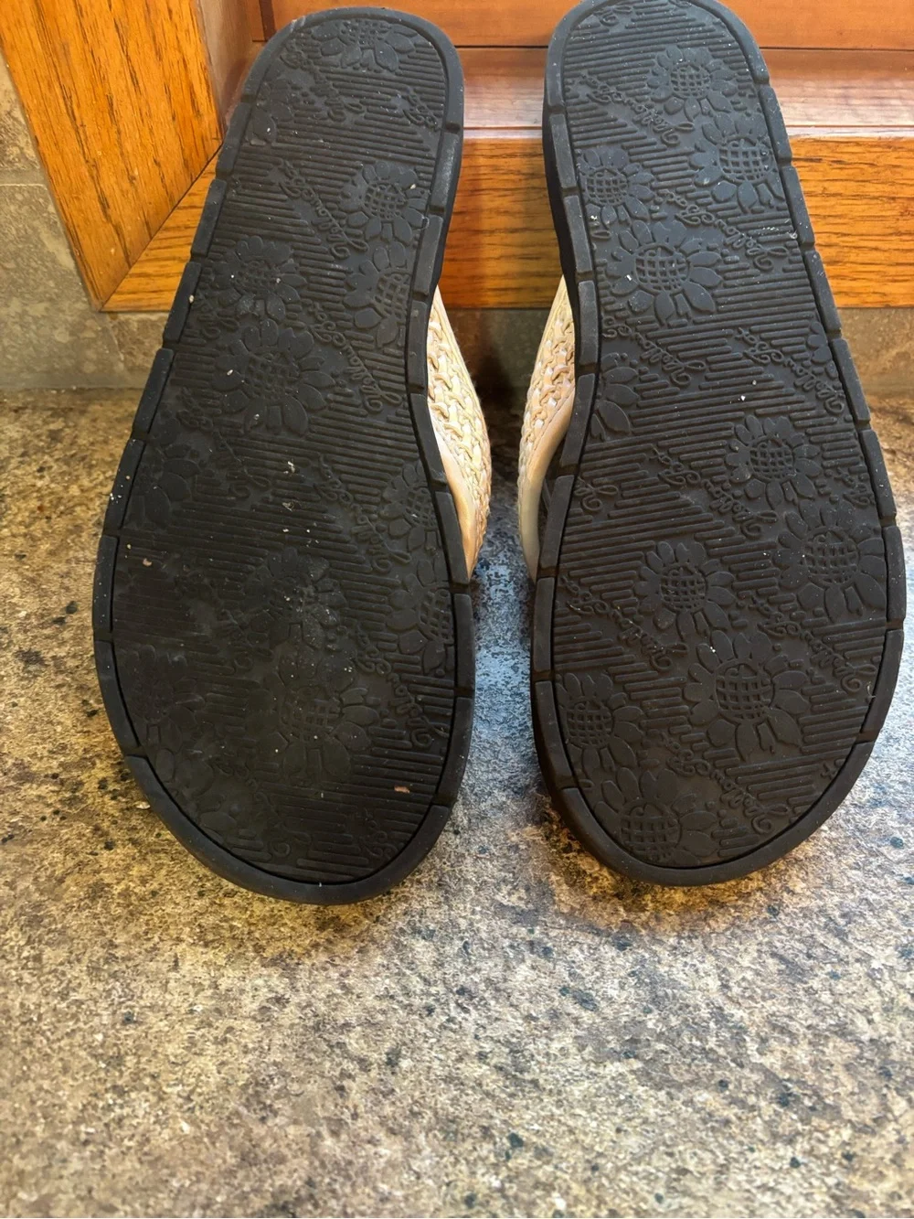 Yellow Box Black Footbed Woven Cream Strap Flip Flops - Picture 3 of 3